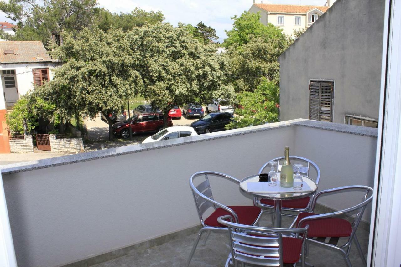 Pearl Of Novalja Apartment Exterior photo